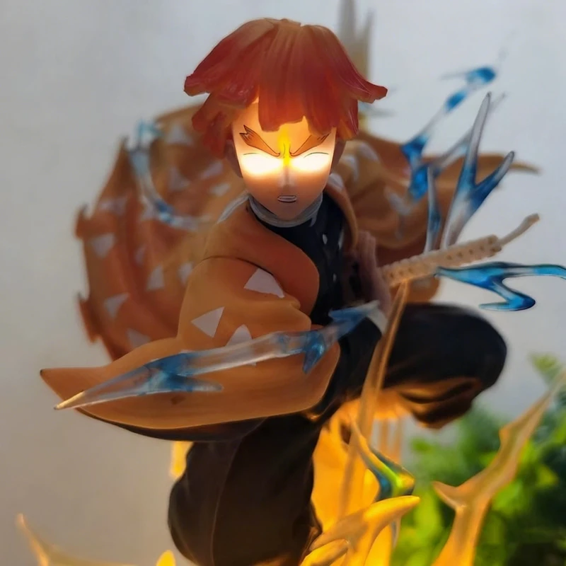 Demon Slayer 32 cm Agatsuma Zenitsu Dubbele Hoofd Sculptuur Figuur PVC Light-Up Standbeeld Anime Collectible Model Speelgoed kamer Decor Gift