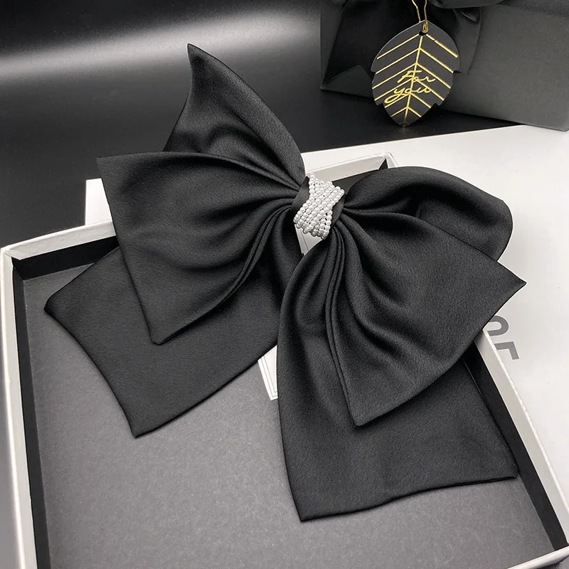 

High-end simple style solid color internet celebrity hair clip for women 2023 new spring clip black satin bow headdress