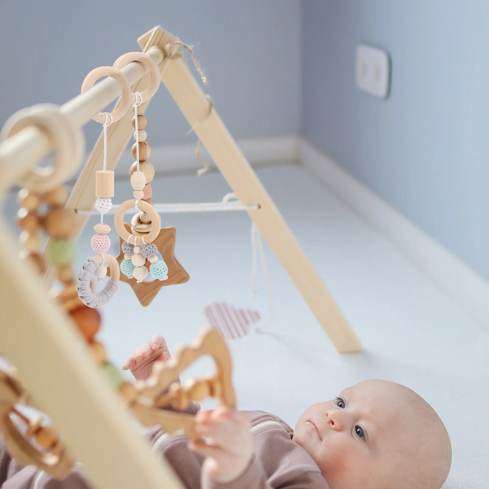 4pcs Baby Wooden Toys Hanging Toys for Baby Toys Nursery Decorations hanging toys for babies stroller toys