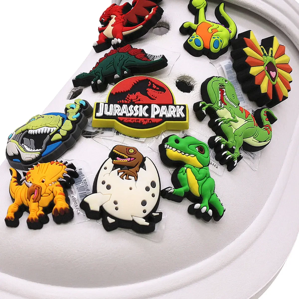 3แพ็คดั้งเดิมรองเท้าพีวีซีสวนไดโนเสาร์เสน่ห์อุปกรณ์เสริม Jurassic Raptor รองเท้าแตะตกแต่ง Rex สำหรับเด็กปาร์ตี้ X-Mas ของขวัญ