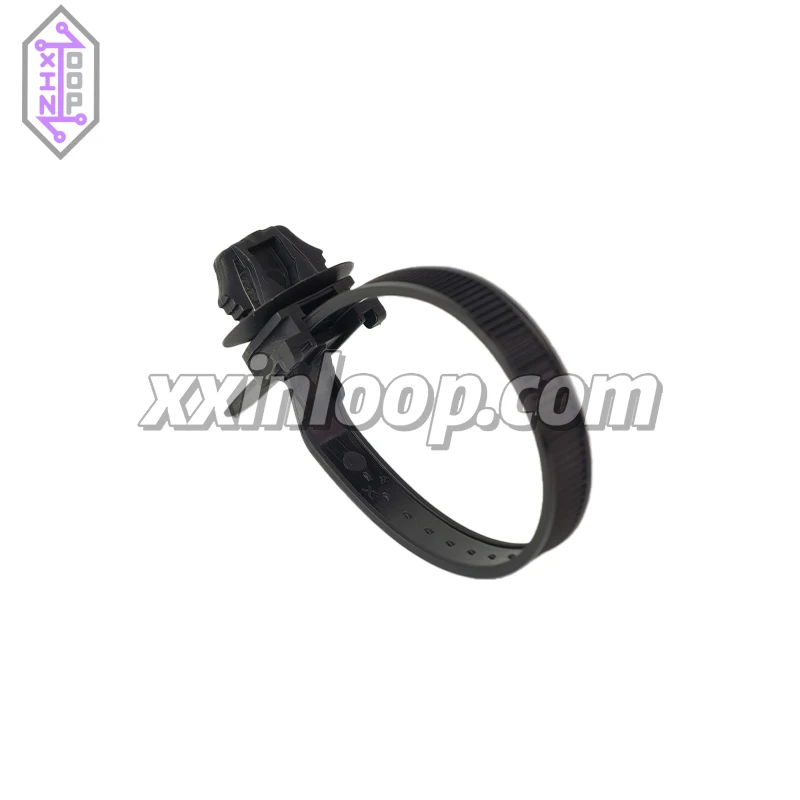 HF0201 PP9104301 PP9102503 Кабельные стяжки Соединители Овальное отверстие Тип заглушки Nylon66 PP Материал 12 × 7 мм Апертура 0,8-3,0 мм Толщина листа