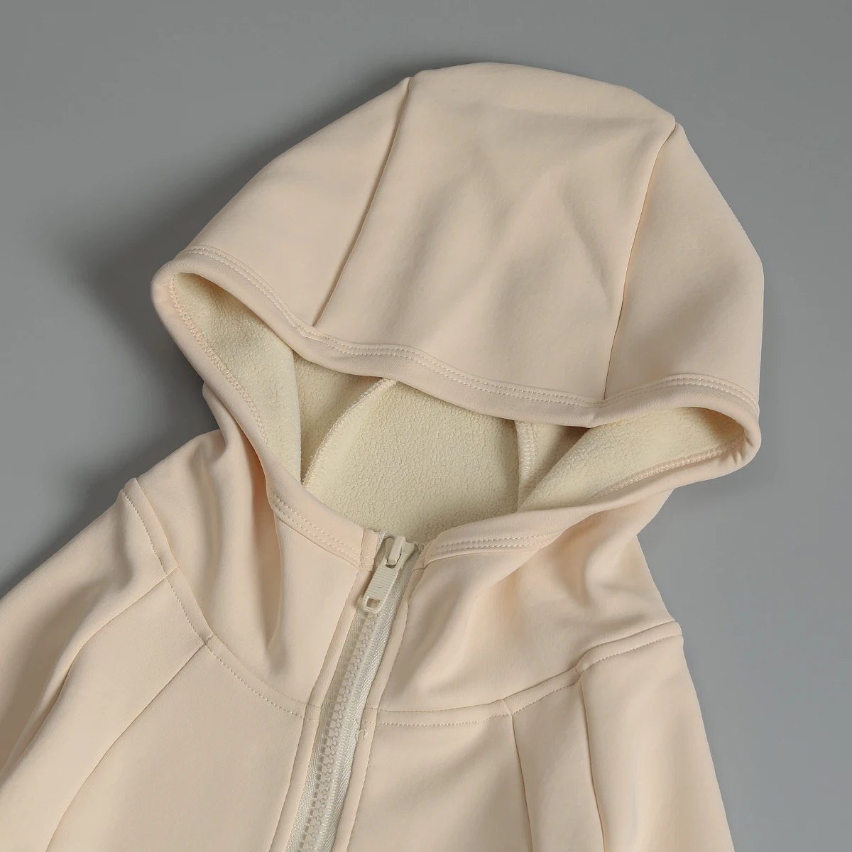 سترة يوجا مخملية سميكة للخريف والشتاء الراقية للنساء للتنحيف والجري واللياقة البدنية سترة رياضية دافئة بغطاء للرأس وسحاب #5