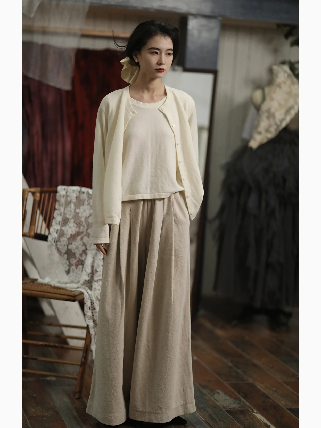 

Classic Warm Camere Sweater Women's Fake Two-Piece Woolen Top Versatile Autumn Winter Faionable Comfortable Knittedwear