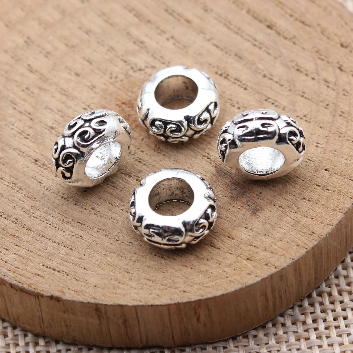 10pcs 11x11x5.3mm Antique Silver Color Carved Round Spacer Beads With Large Holes Vintage Jewelry Accessories