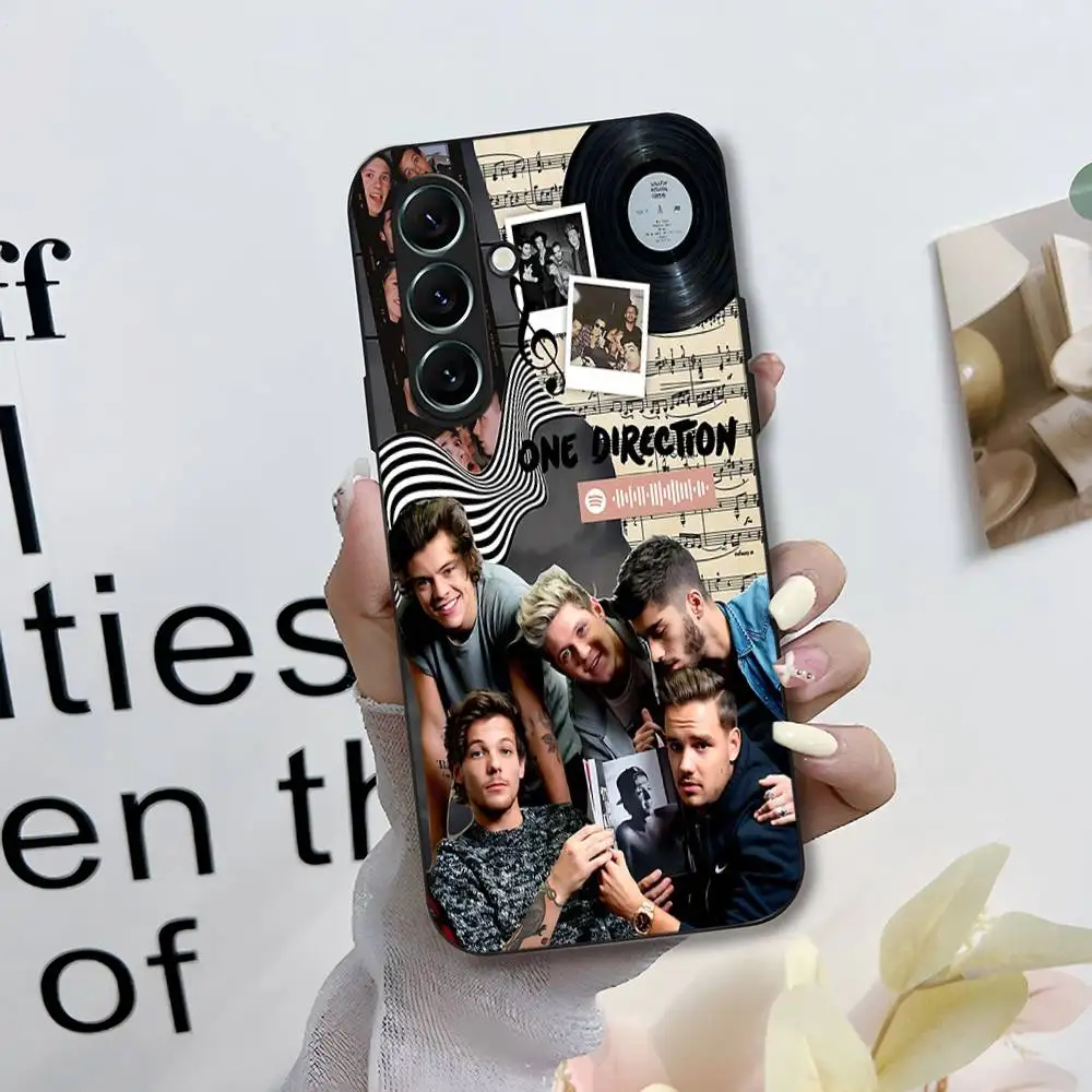 O-One Band D-Directions Music Phone Case For Samsung S 24 Fe 25 Ultra Plus 20 Lite 21 30 22 23 24 22 Ultra 5G Fundas - view 5