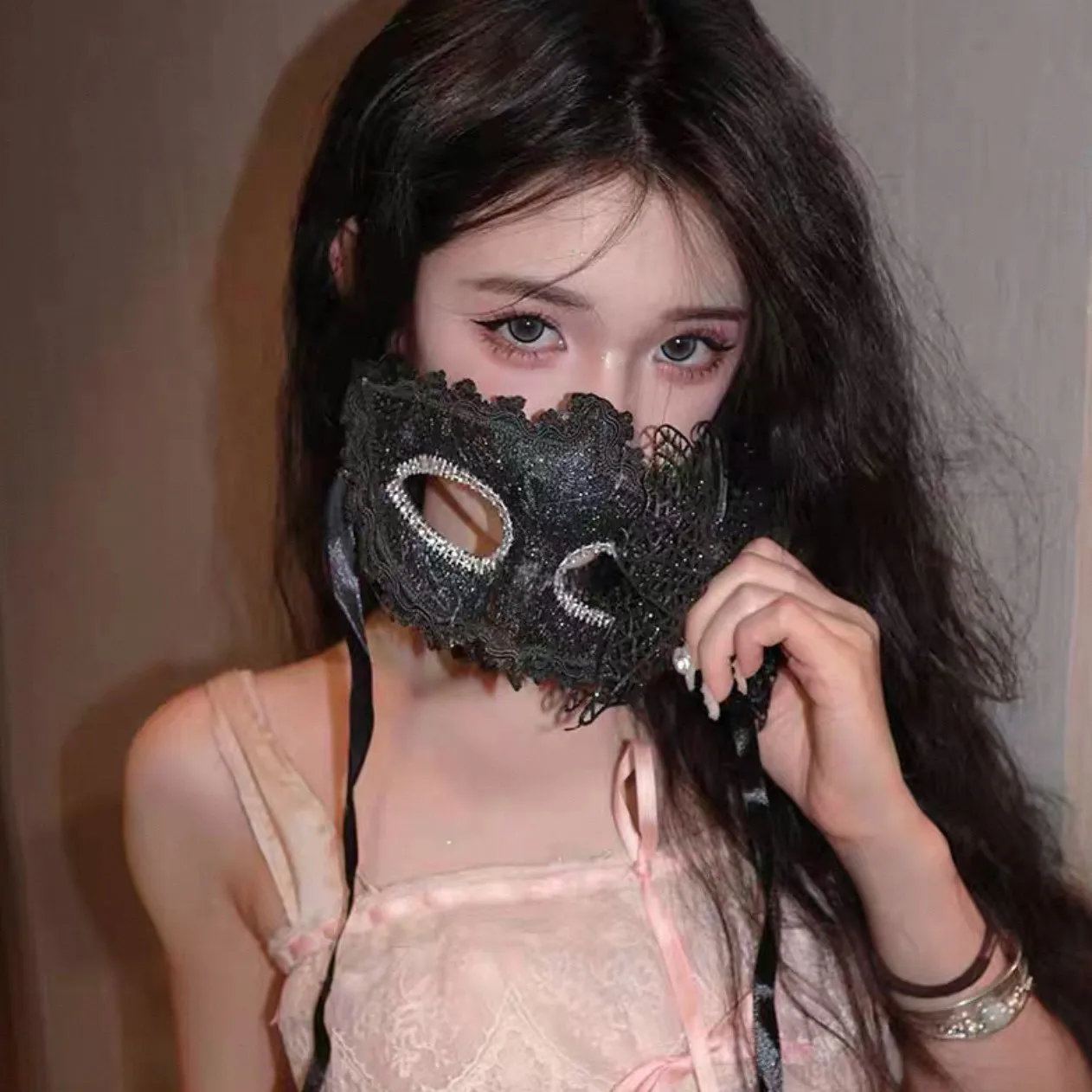 عطلة ماكياج الكرة كوس الأميرة قناع الإناث الكبار حزب نصف قناع الوجه الأبيض ريشة نصف الوجه قناع عين كوس الدعامة #5