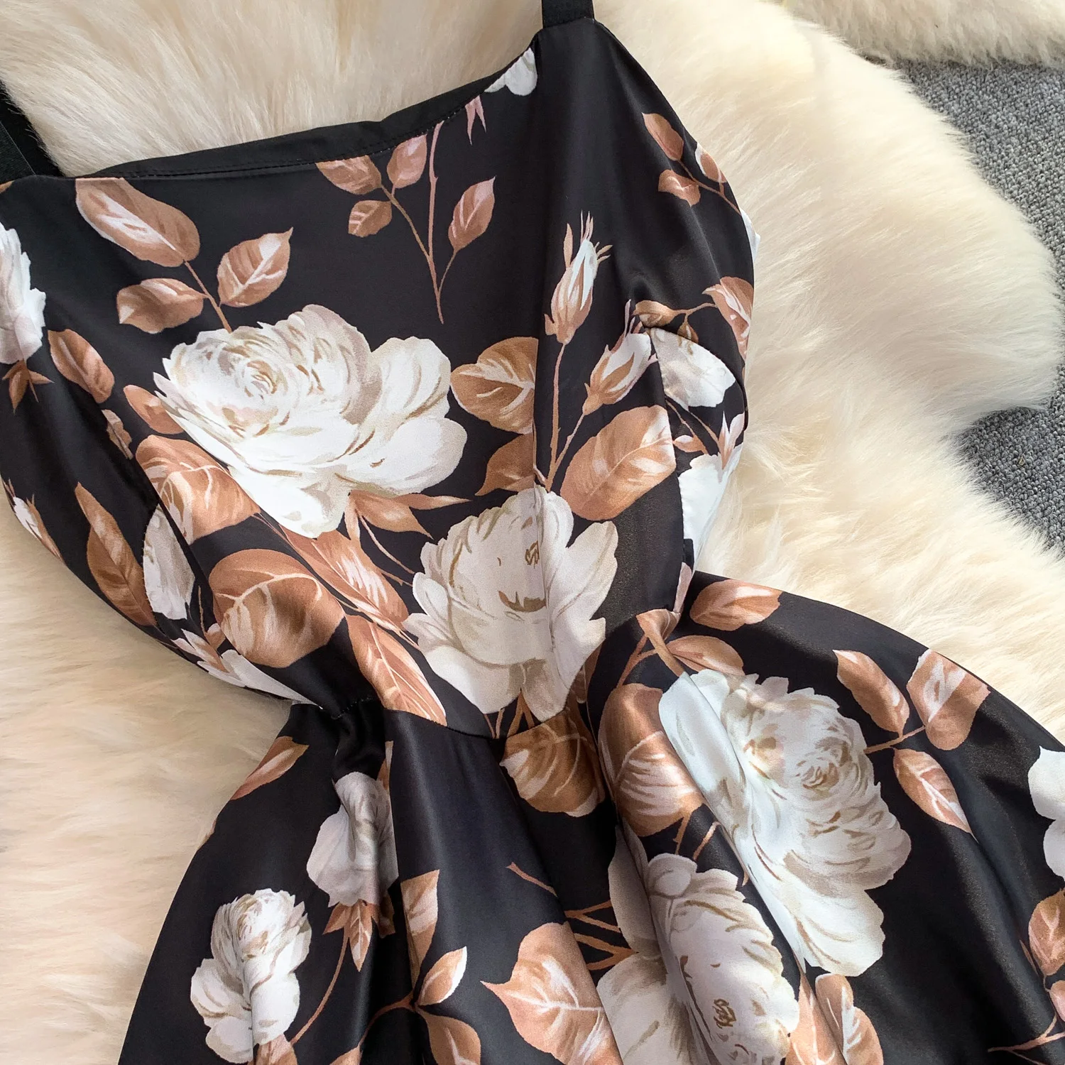 Elegancka sukienka bez rękawów z satyny w koreańskim stylu, sukienka letnia, odzież damska na jesień i zimę.