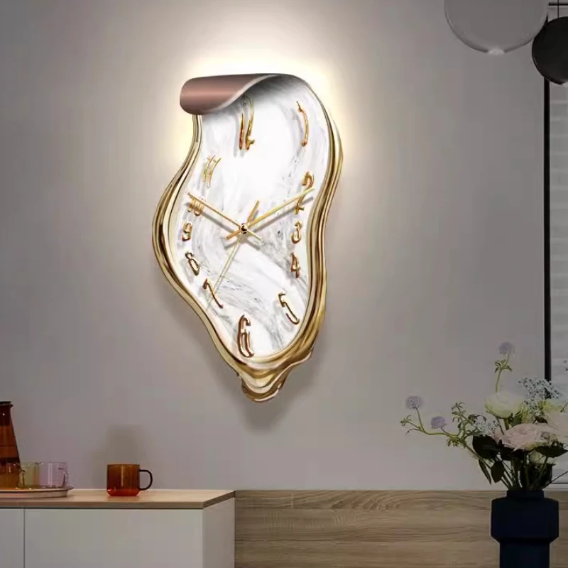 

Art High End Modern Wall Clock Design Hands Fashion Frame Unusual Light Luxury Wall Clock Room Creative Designer Horloge Clocks