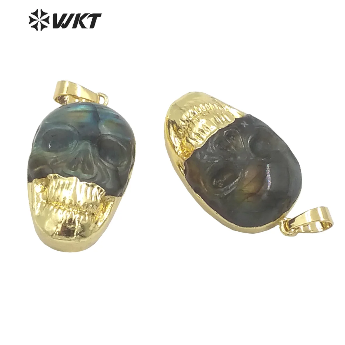 

WT-P1956 Wholesale Fashion Unique Cool Natural Labradorite Stone Hand Carving Skull Pendants in Gold Plated