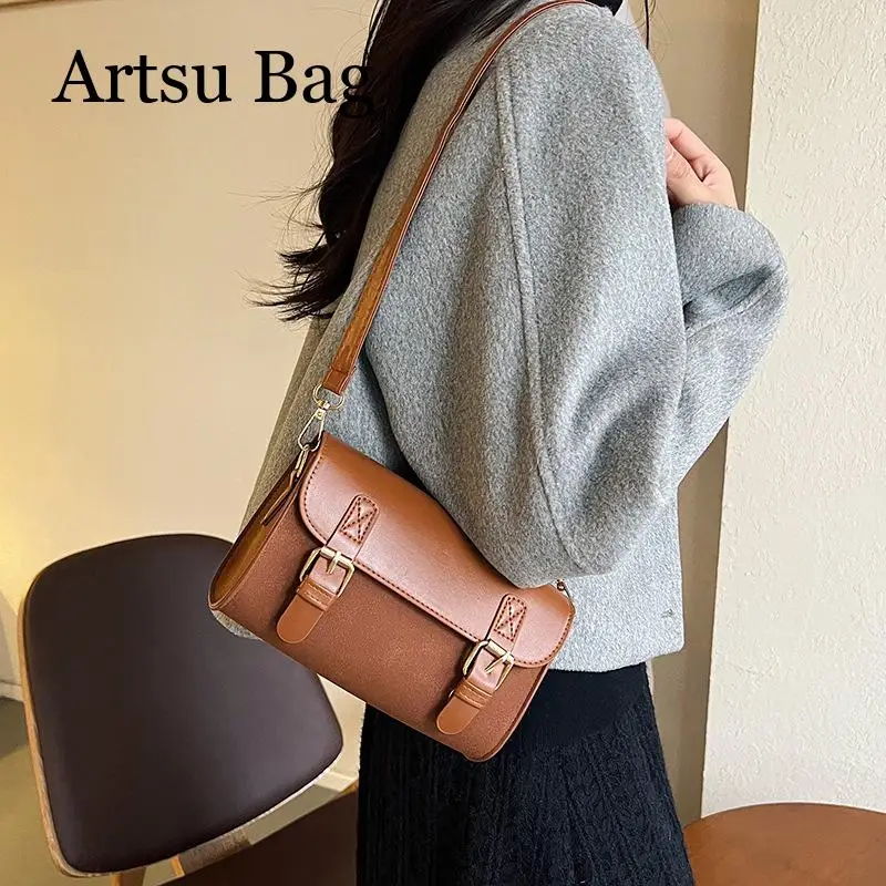 Bag for Women New Fashion Design Shoulder Crossbody Bag Stylish Handheld Female Commuting Versatile Small Square Bag