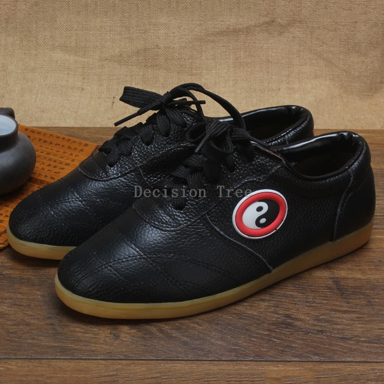 

2025 autumn winter tai chi training shoese breathable chinese style wushu shoes antiskid wear-resistant cowhide sole shoes h001