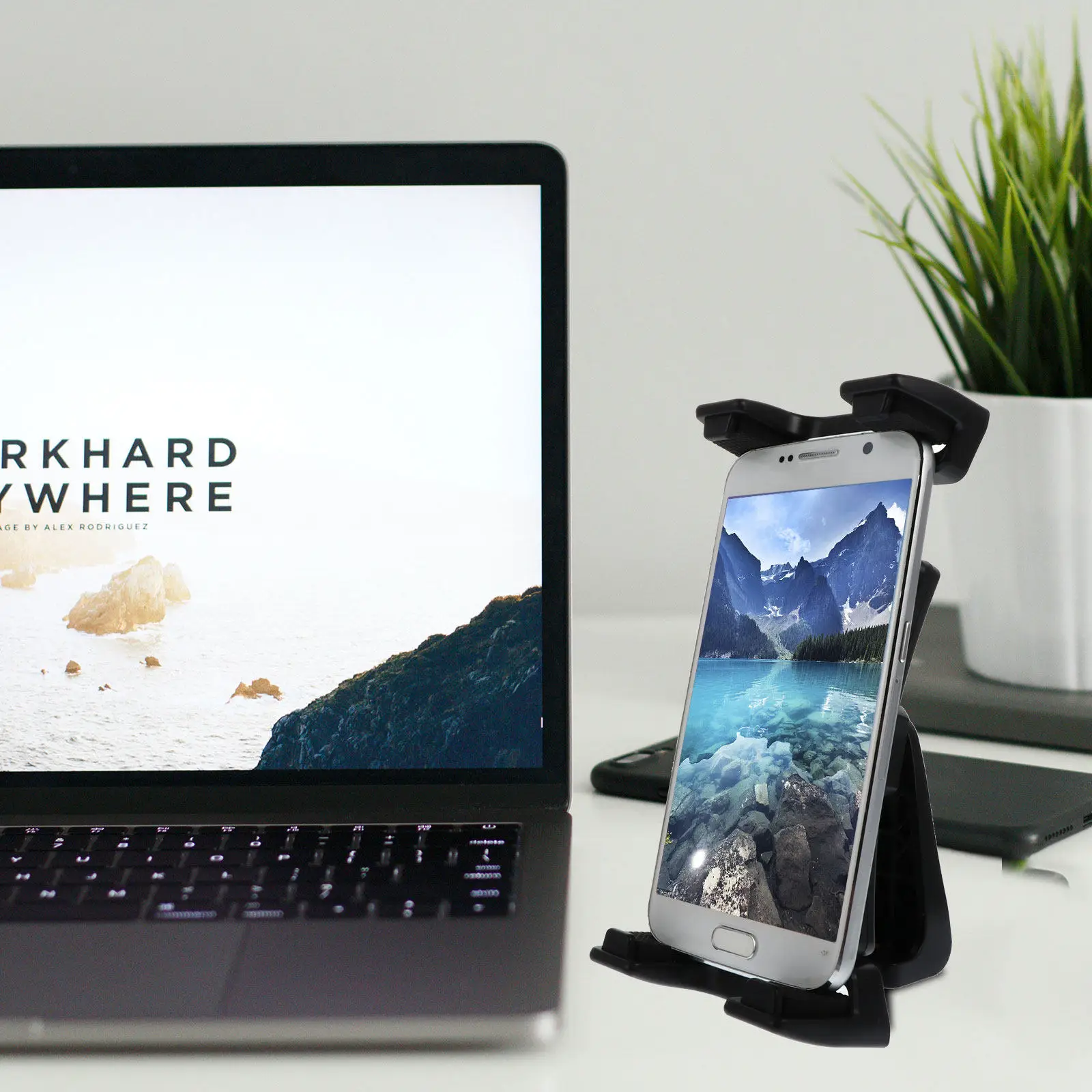 

Rotatory Tablet Clip High Quality Plastic Stand 360 Degree Rotation Universal Phone Holder Bracket for Selfie Stick Tripod