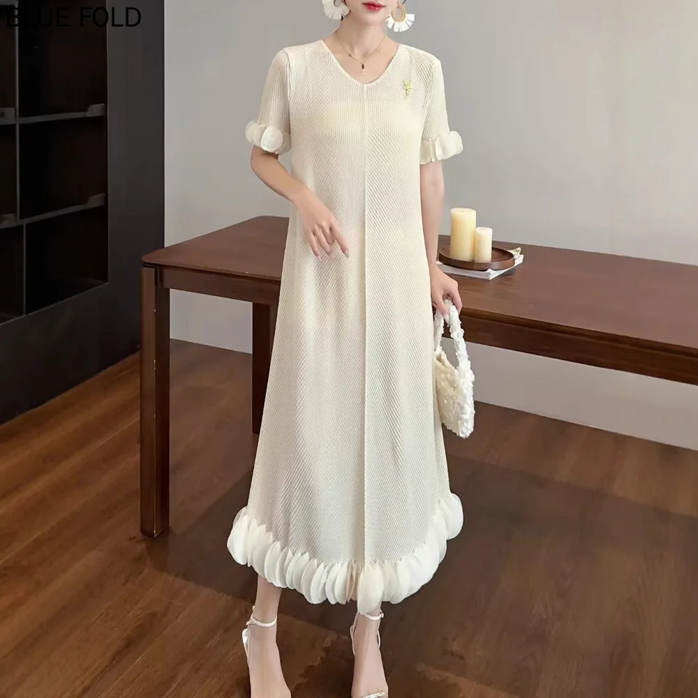 

MIYKE Pleated Solid Color Dress Female Summer Three-dimensional Flowers Loose Thin Draped Sense Europe United States Long Dress