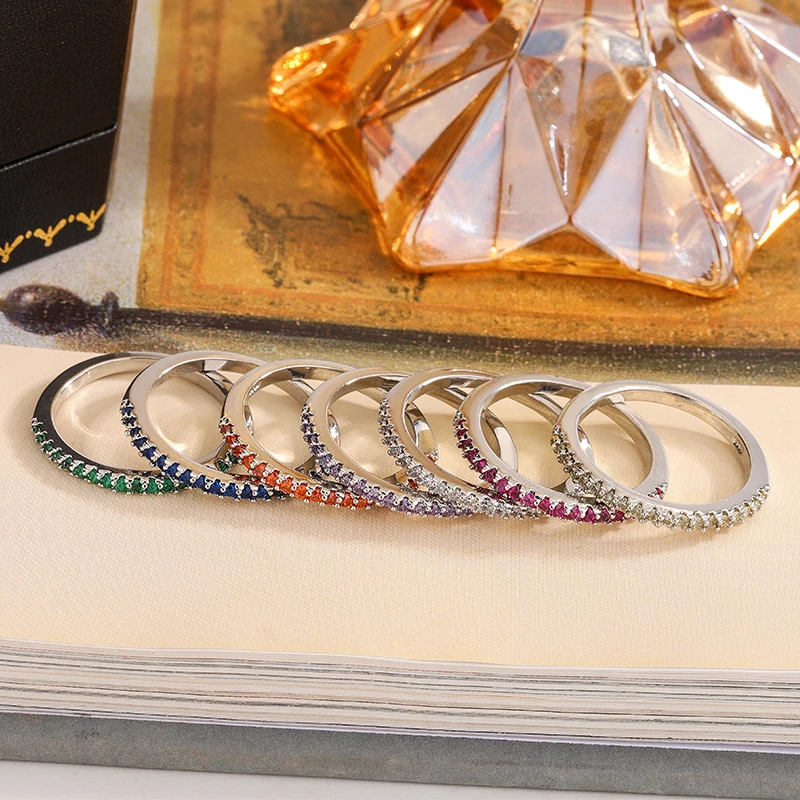 خاتم من الفضة الإسترليني عيار 925 مطلي بالزركون الملون قابل للتكديس مجوهرات نسائية أنيقة هدية عيد ميلاد هدية عيد الحب