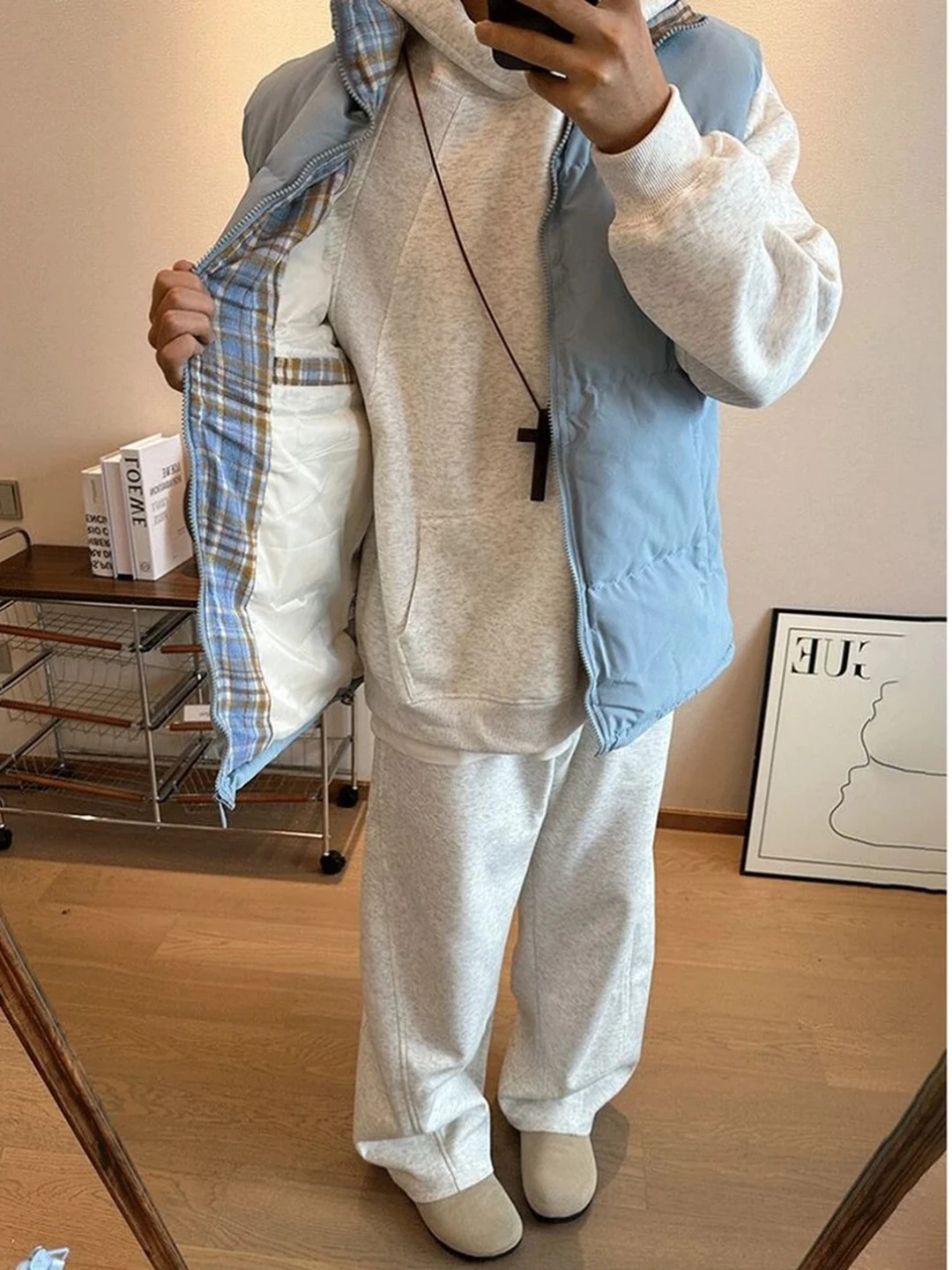 

Мужской жилет синего цвета в клетку с воротником-стойкой, зимняя верхняя одежда, свободный крой, молодежный тренд, полиэстер