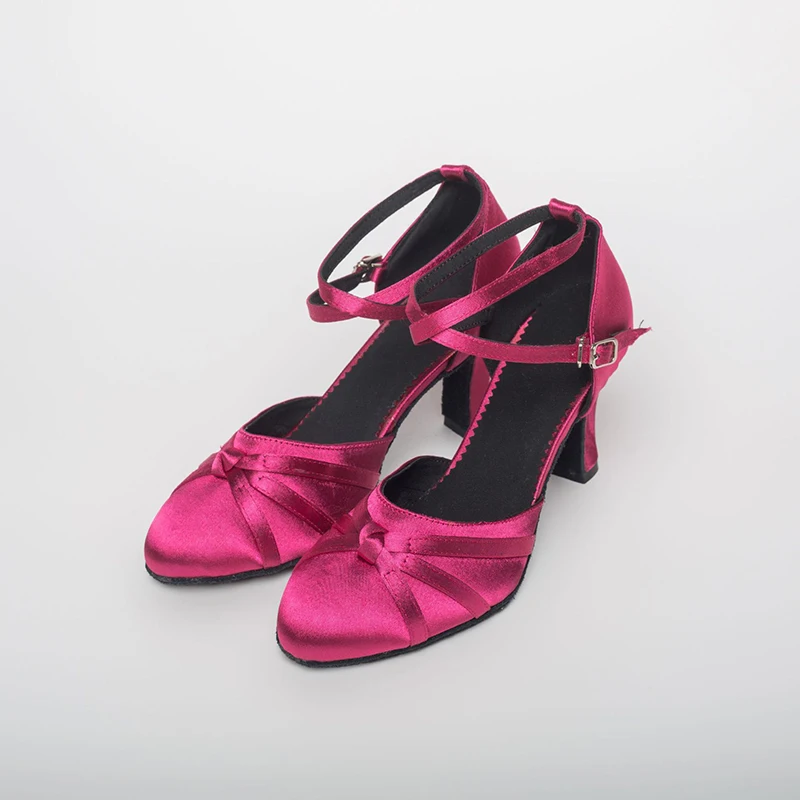 Zapatos de baile latino para mujer, zapatillas profesionales de satén para baile moderno, zapatos de Tango para fiesta, cómodos y con punta cerrada, venta al por mayor