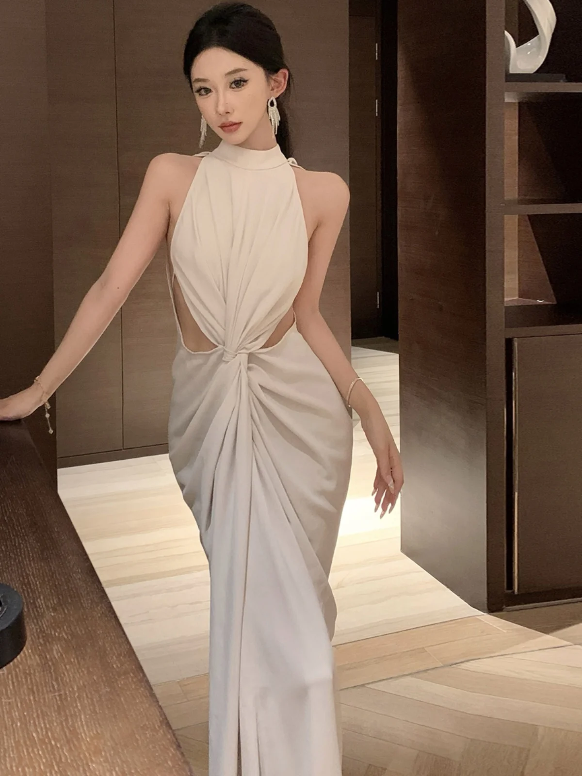 

Ele Sexy Beach Vaion Long Dr Design Sense Ladylike Evening Ball Gown Hollow out Pure Color Spring Summer Dr