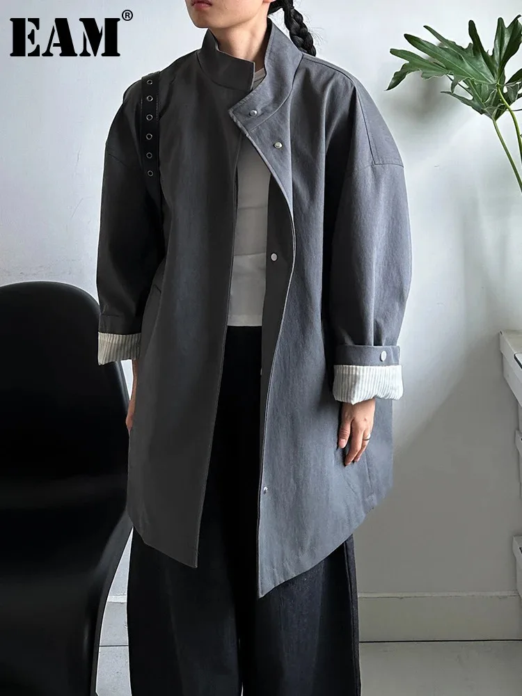 [EAM] Women Gray Big Size Elegant Trench New Stand Collar Long Sleeve Windbreaker Fashion Tide Spring Autumn 2024 1DH8160