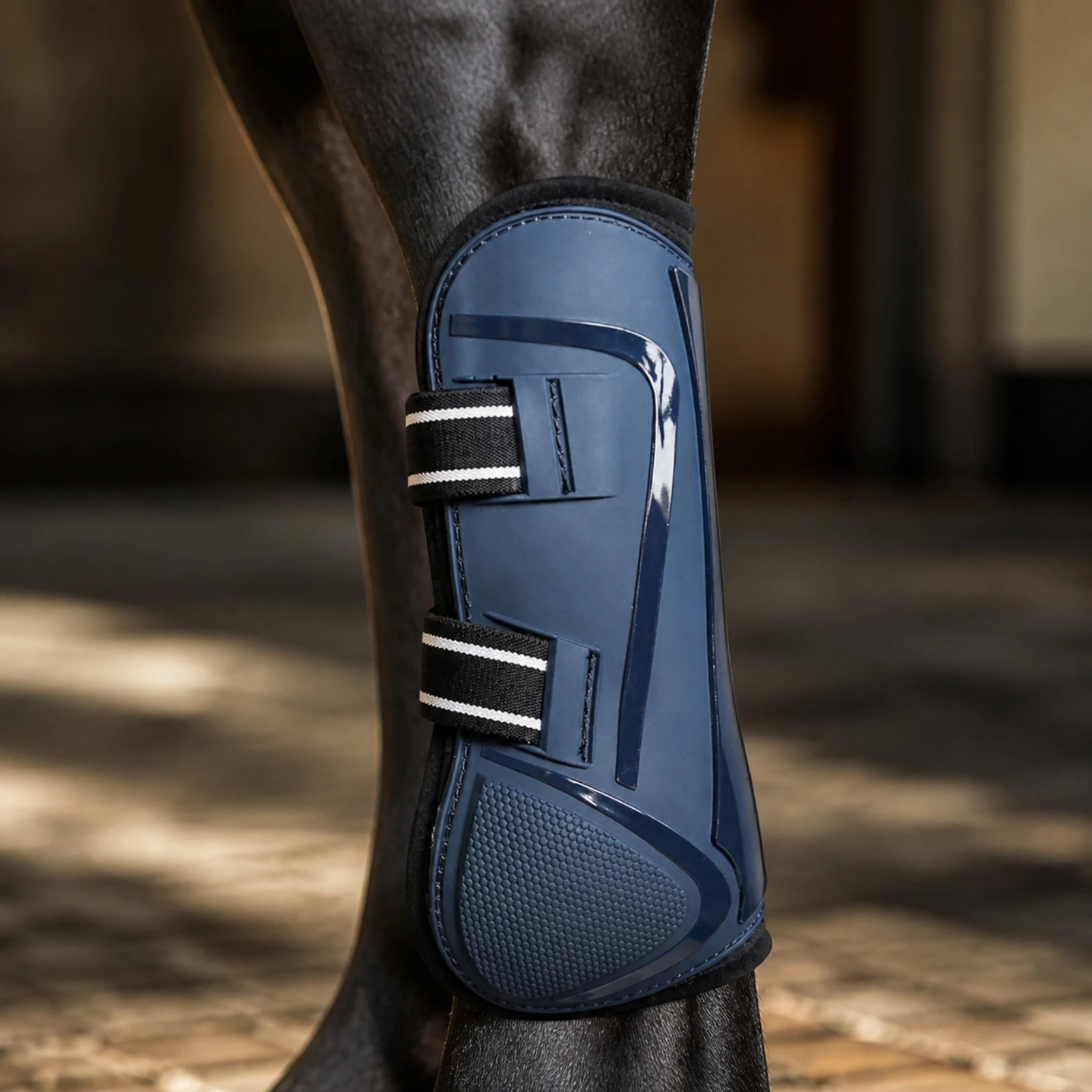 Horse Front-Leg Tendon Boot Snug Fit Front Tendon Boots with Neoprene Li Ning Jumping Boots with PU Shell Rub-Resistant
