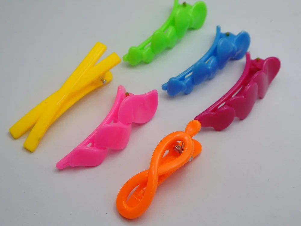 20. plastikowych spinek do włosów aligatora w różnych kolorach dla dziewczynek