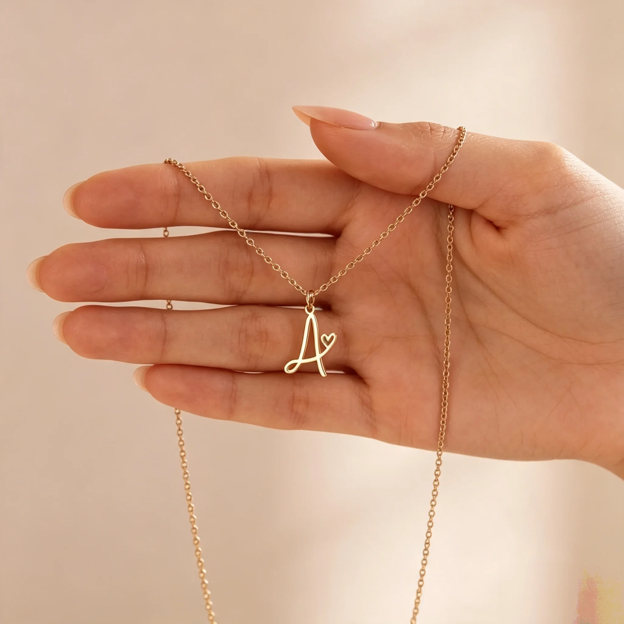 Kadınlar için Özel Zarif Kalp  - Name Necklace Custom incelemesi ve fiyatı