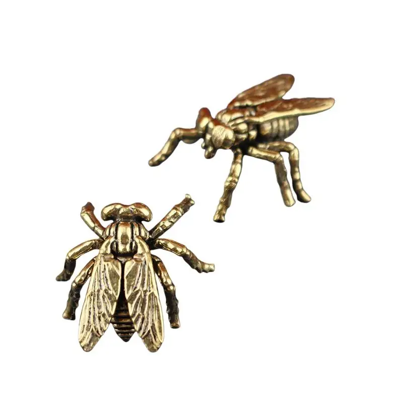 Messing-Mini-Insektenfiguren im Vintage-Antik-Finish mit aufwendigen Schnitzdetails für Heimdekoration, Schreibtischdekoration, Sammlerstücke und Geschenke. – Detail 6