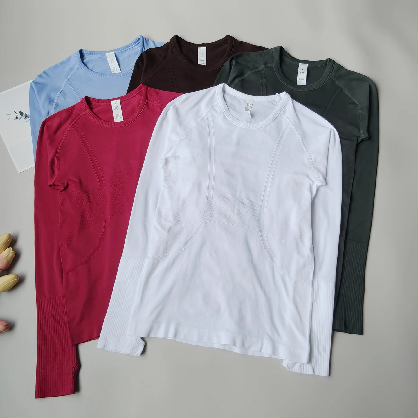 

Sports Tops for Women Slim Fit Round Neck Quick-drying Yoga Clothes Professional Running Training Fitness Clothes Long Sleeves