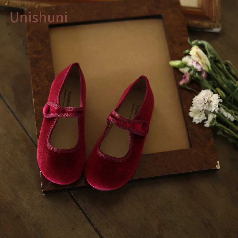 Unishuni Vintage Velvet Mary Jane Shoes for Girls Princess Casual Flats Children Round Toe Retro Red Green Flats Kids Dress Shoe