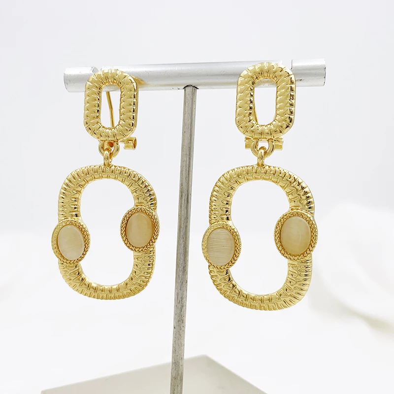 Dubai 18K Gold Plated Jewelry Sets For Women Square Pendant Necklaces Large Earings Bracelet And Ring 4PCS Set Jewelry