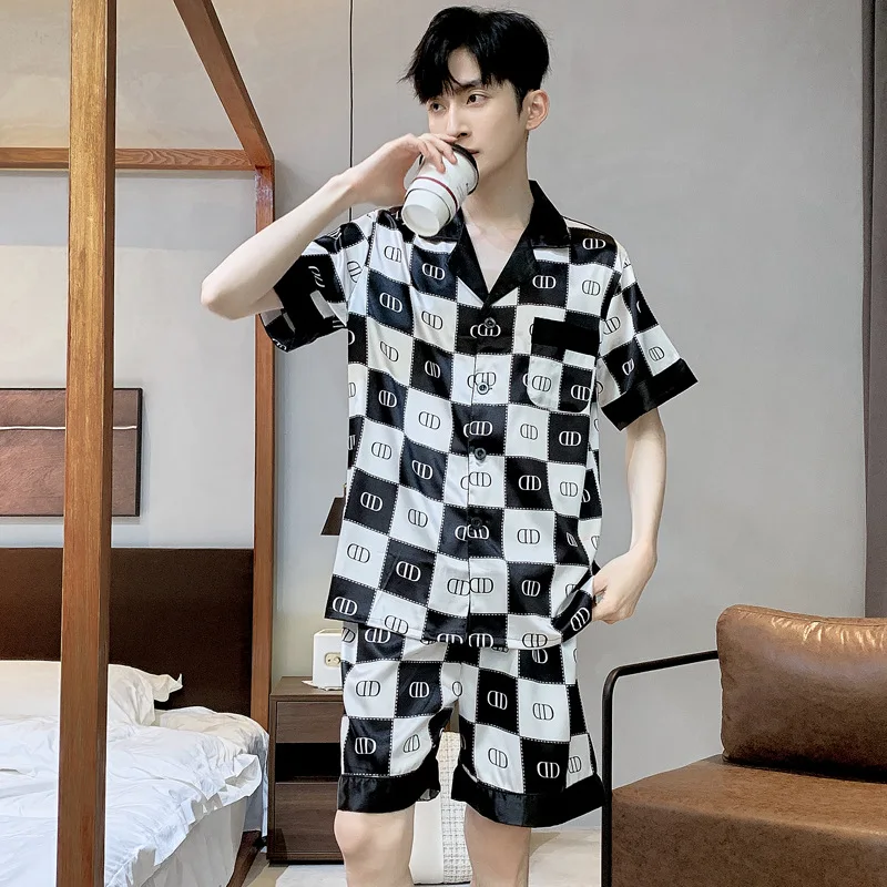 New Pajamas Set Men's SummerHigh Quality Ice Silk Short Sleeve Night Wear Thin Satin Sleepwear Male Home Clothing Pyjamas Teen