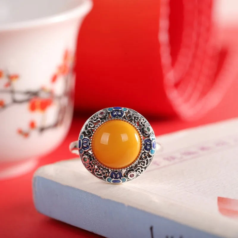 Classics Retro Yellow Beeswax Circular Rings for Women Silver 925 Inlaid Crystal Art Ruyi Hollow Out Enamel Ring Banquet Jewelry