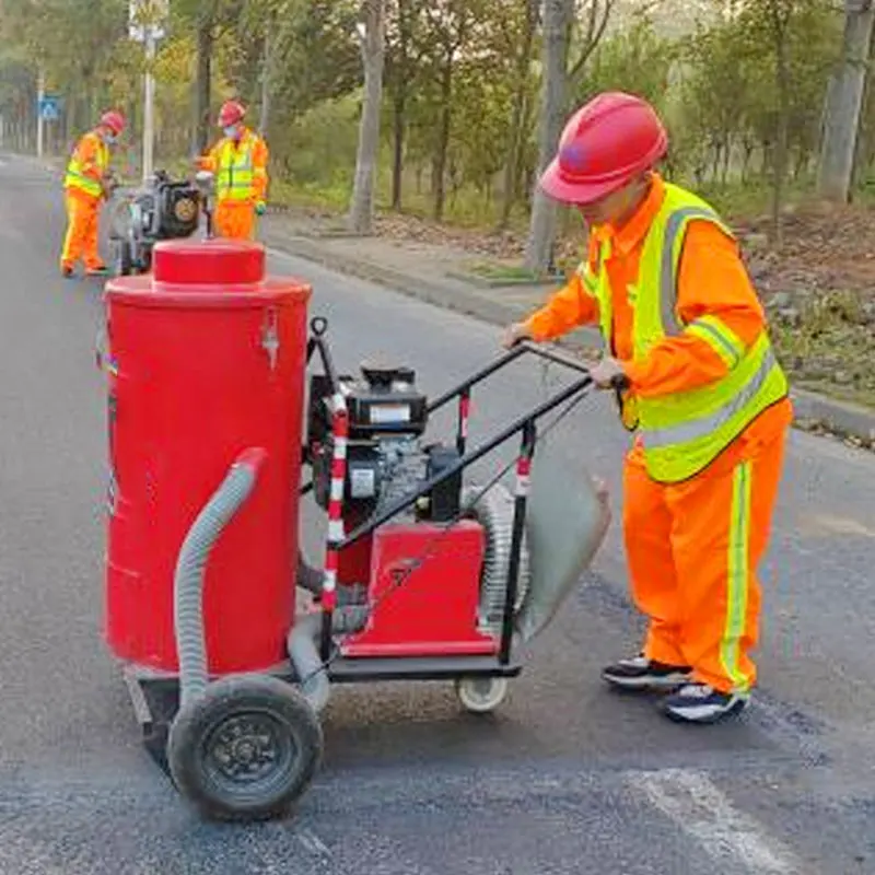 Mobile road crack workshop welding slag gravel vacuum cleaner