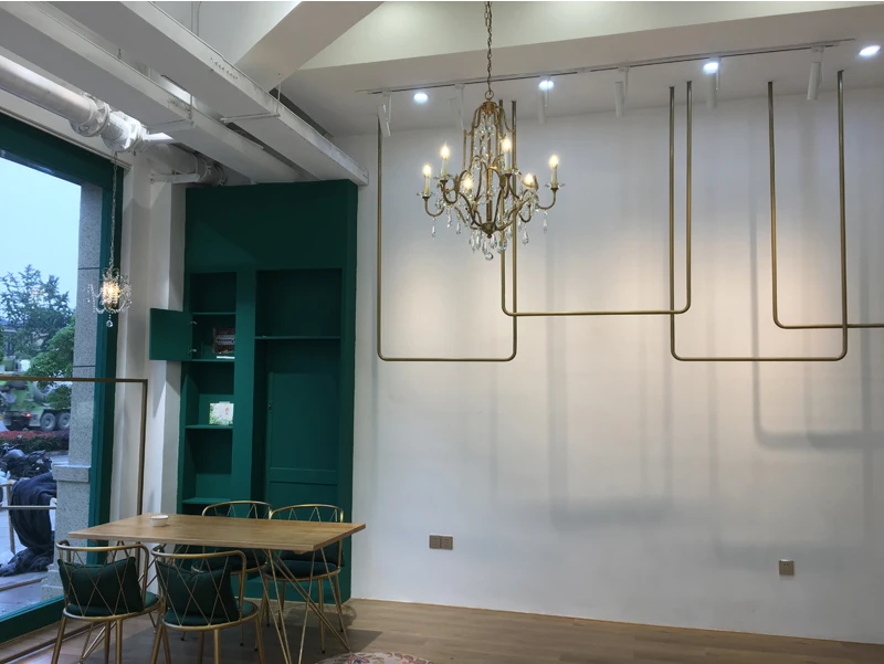 Phube Vintage Französischer Kerzenleuchter mit Antik-Goldrahmen, Prisma-Schliff, Tropfenförmiger Kristall-Deckenleuchte für Esszimmer und Foyer – Detail 2
