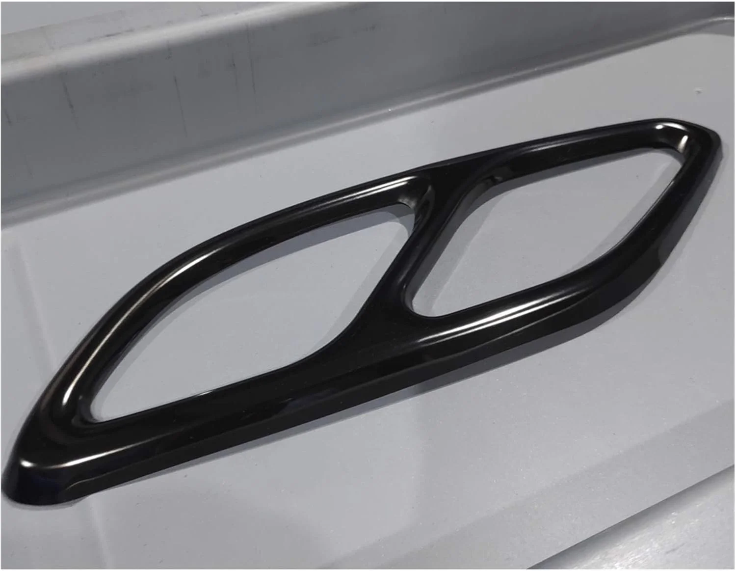 Auspuffblende für Mercedes-Benz E-Klasse W212 W213 C207 Coupé GLC A-Klasse W205 W176 W246 2014-2016 – Detail 4