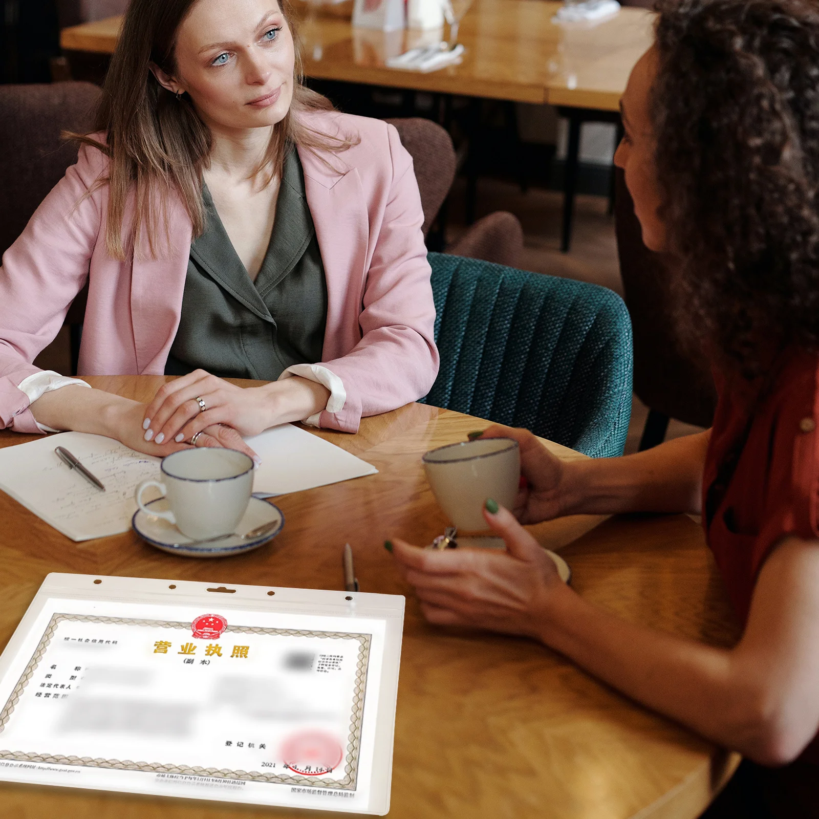 

2Pcs Document Protective Covers PVC Material Certification Files Cover Space-Saving Overlapping Design Office File Protection