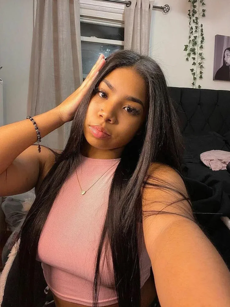 Straight Human Hair 13x6 HD Transparent Lace Front Wig Pre‑Plucked Hairline Natural Black Soft Human Hair Wigs For Black Women Daily Wear