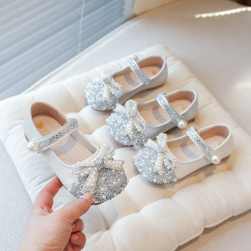 Girls' Crystal Princess Shoes 2026 New Anti Slip Soft Bottom Butterfly Knot Small Leather Shoes Fashion Dress Performance Shoes