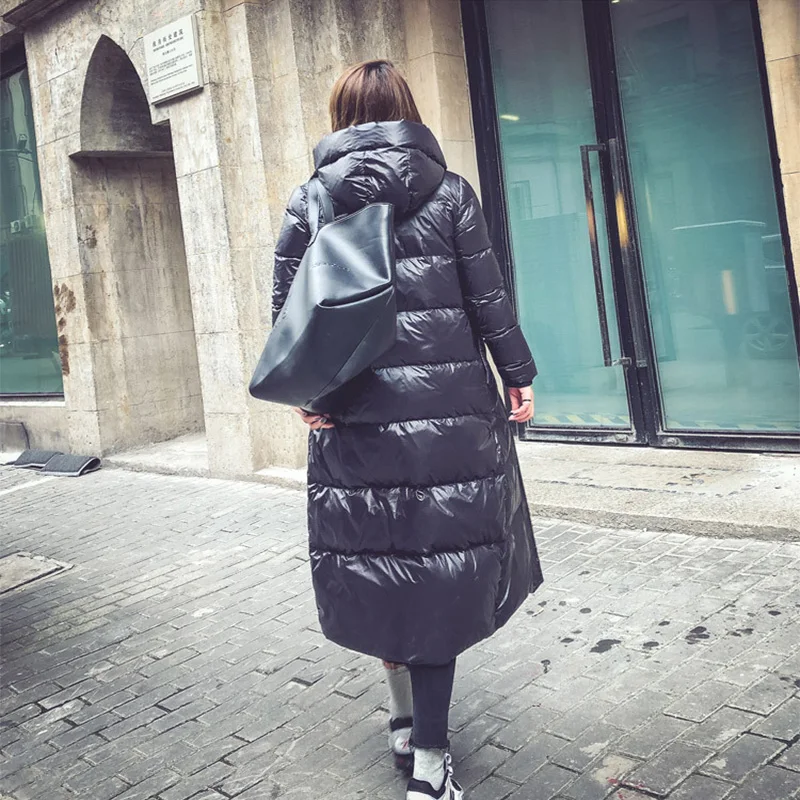 Chaqueta de plumón de pato blanco con capucha gruesa coreana para mujer, abrigo cálido hasta la rodilla, medio largo, moda de otoño e invierno