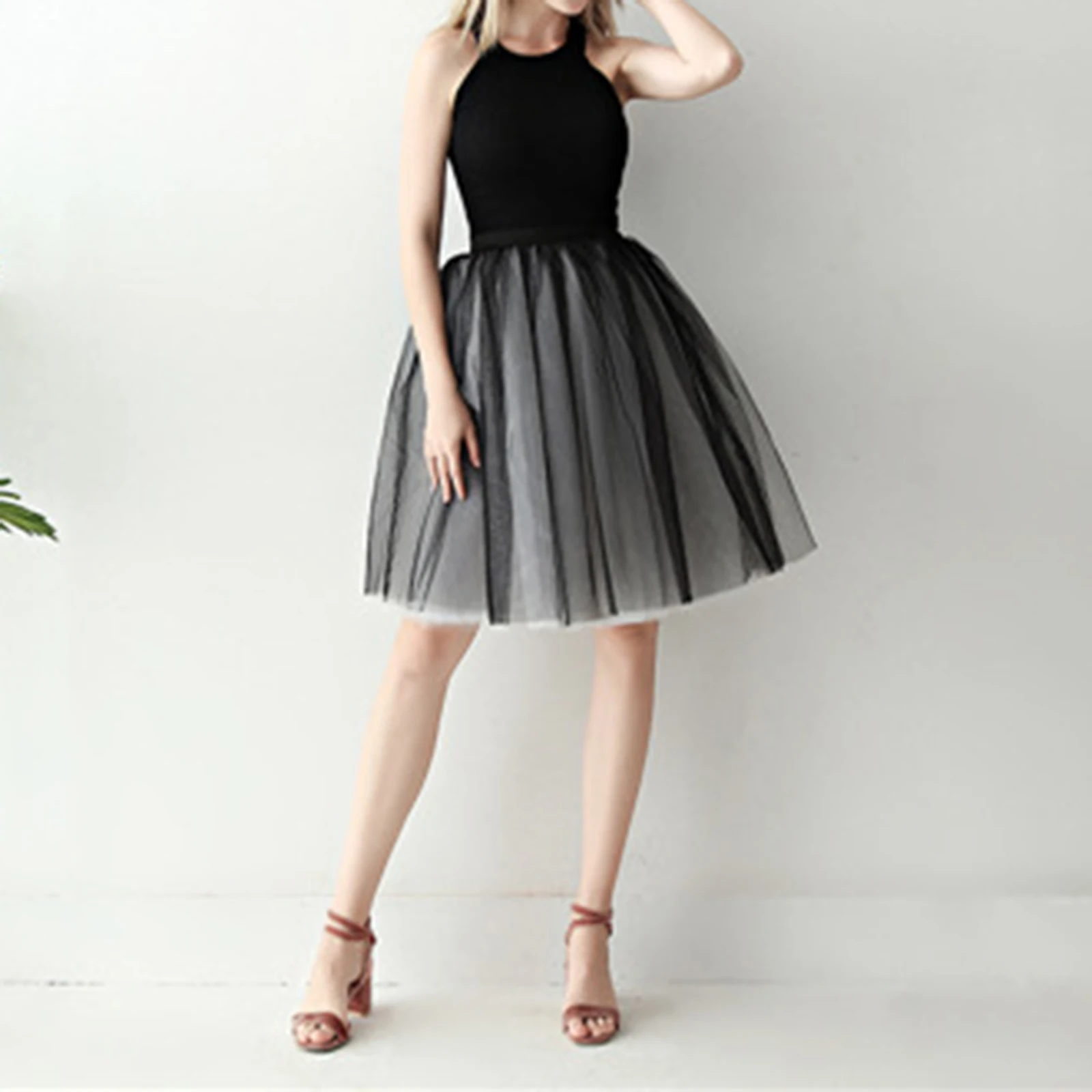 Women's Puffy Ballet Skirt Tutu Skirt Two Color Patchwork Pleated Skirt 7 Layer Fashionable Mesh Half Length Skirt