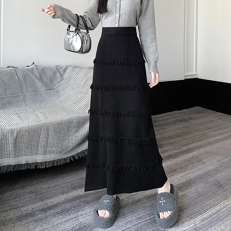 2024 New Autumn Winter Women High Waist Slim Long Skirt High Quality Sweet Multi-layer Tassel Cake Hem Knitted Skirt