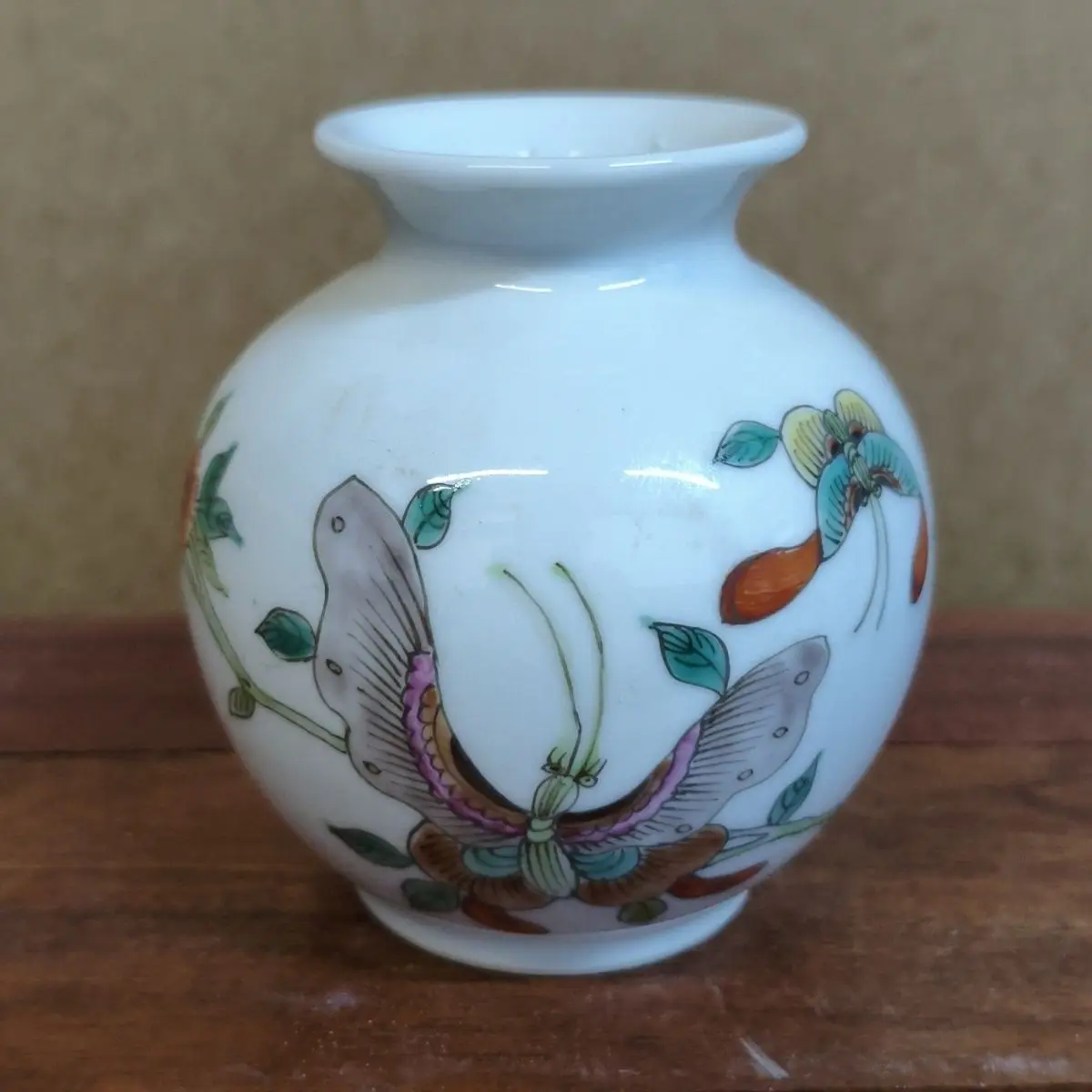 Hand-painted pastel butterfly and floral apple jar antique old porcelain decorative piece for collection and home display