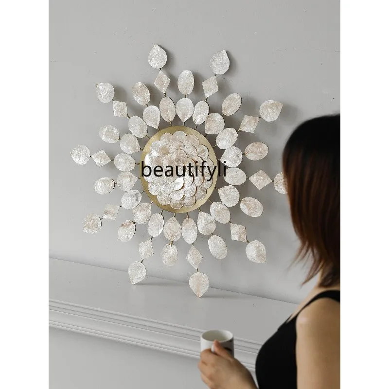 

Light Luxury Golden Geometric Art Wall Decoration European Creative Decorative Painting Wall Metal Pendant