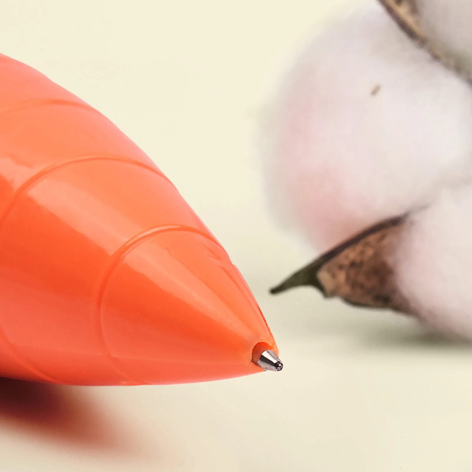 1/2/4PCS Carrot Shaped Voice Recorder Electronic Sound Toy Can Write Graffiti Ballpoint Pen Novelty Gift for Students and Office