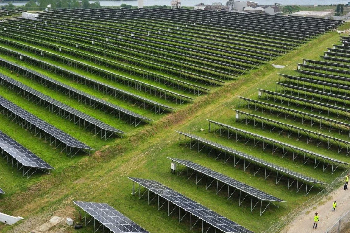 Durable Hot-Dip Galvanized Steel Solar Mounting System Quick Installation ISO9001 Certified 150kW Ground-Mount PV Power SHOUYUAN