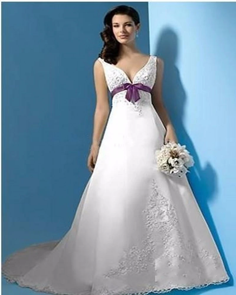 Vintage Purple And White Plus Size Wedding Dress D08 2022 Sexy V Neck Satin Lace Gothic Wedding Dress Elegant Beach Boho Bride