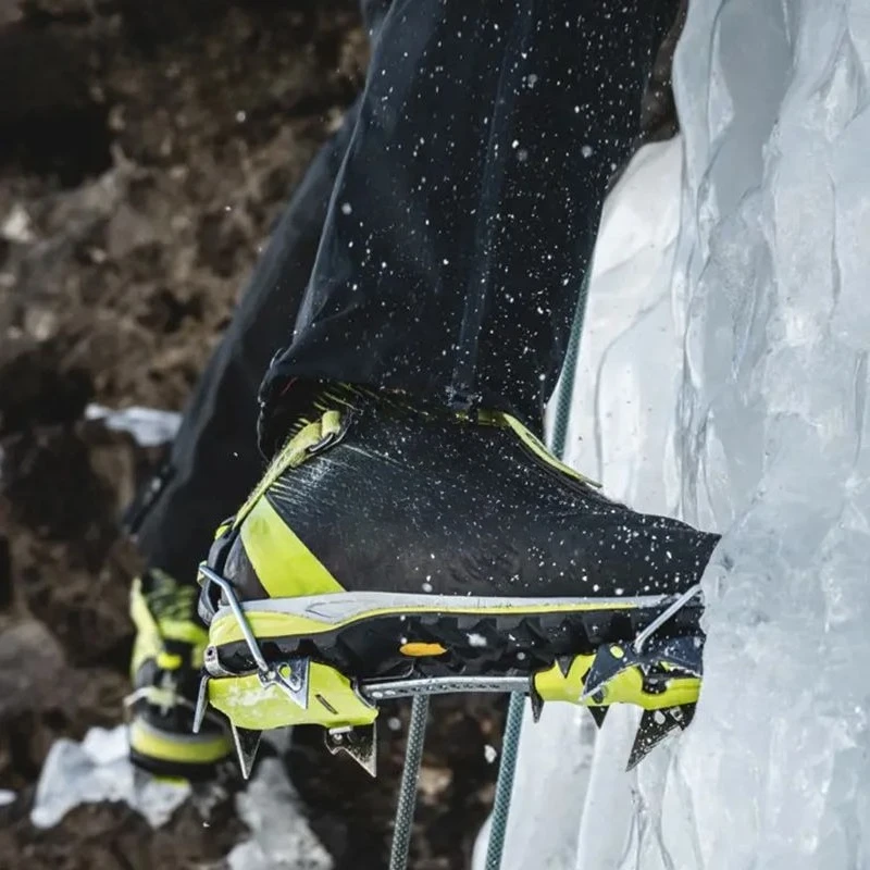 Ice climbing hardened aluminum single vertical tooth full card mountaineering crampons
