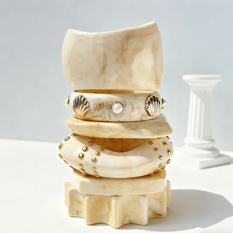 New Autumn/Winter Collection: Off-White Geometric Irregular Resin Bracelet Thick, Wide-Band Women's Fashion Jewelry Accessory