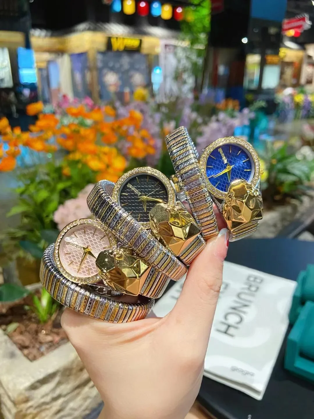 새로운 패션 Cavalli 브랜드 캐주얼 하이 엔드 여성 시계 뱀 모양 드레스 스틸 쿼츠 숙녀 팔찌 다이아몬드 시계 시계