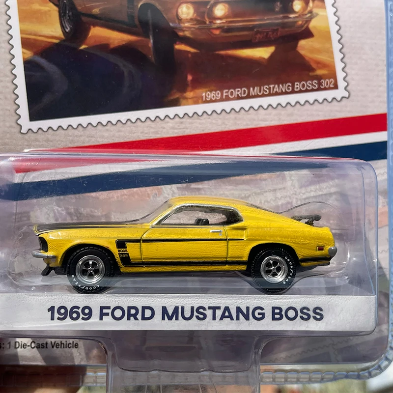 Diecast 1:64 Scale 1969 Ford Mustang Sports Car Simulation Alloy Car Model Static Display Collectible Gift Souvenir Decoration