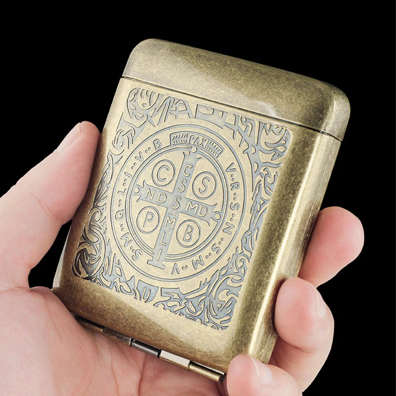 

New Retro Cigarette Box Metal Flip Cover Cigarette Case Compression Resistant Pocket Cigarette Container Smoking Gift